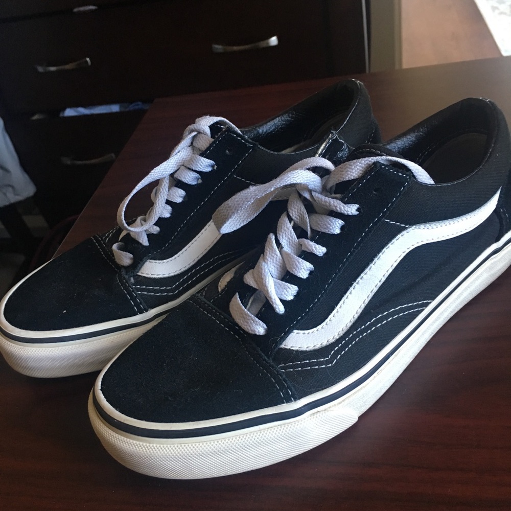 Black Old Skool Vans Low